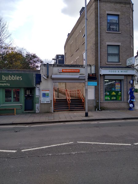 Wandsworth Road station